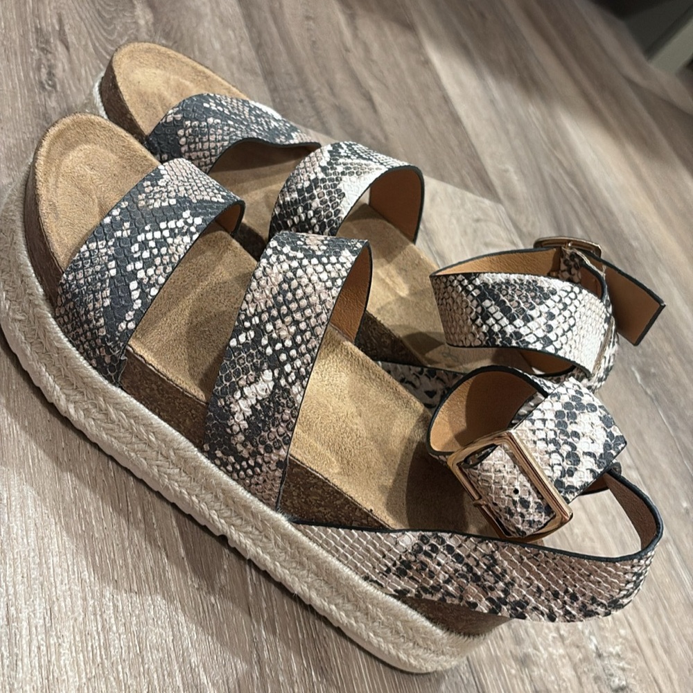 Snakeskin Patterned Platform Sandals